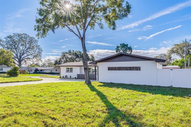 1447 JASMINE WAY, Clearwater, FL 33756