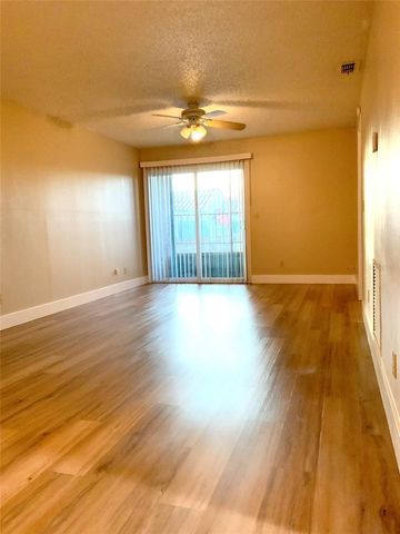 39132 COUNTY ROAD 54 2020, Zephyrhills, FL 33542