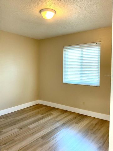 39132 COUNTY ROAD 54 2020, Zephyrhills, FL 33542