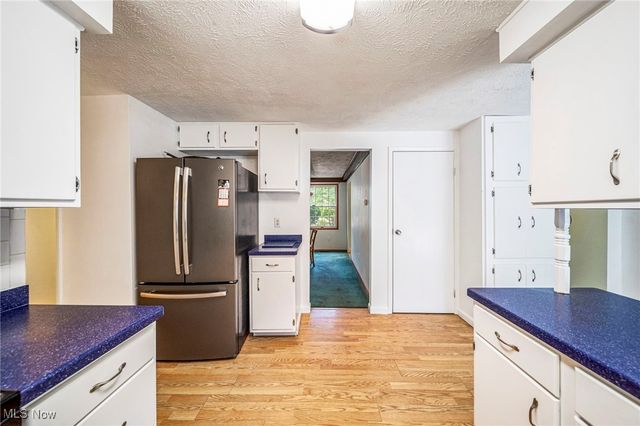 6401 Painesville Warren Road, Concord, OH 44077