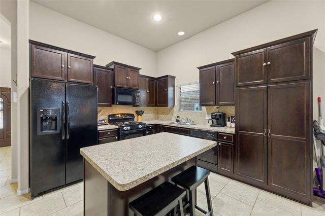 2135 Harmon Crest Court, Spring, TX 77373