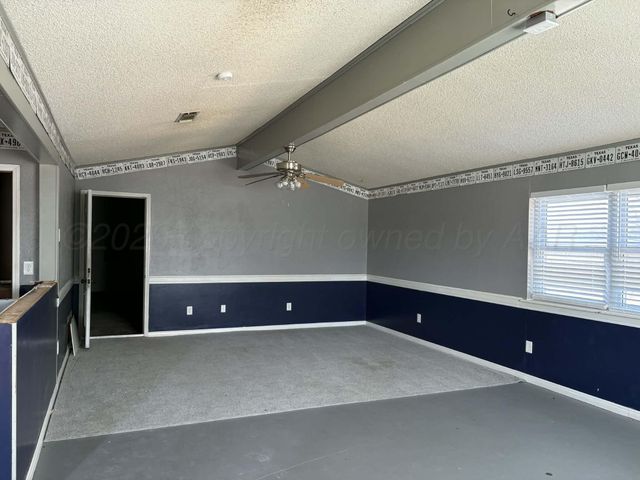 13 Glenbrook Drive, Borger, TX 79007