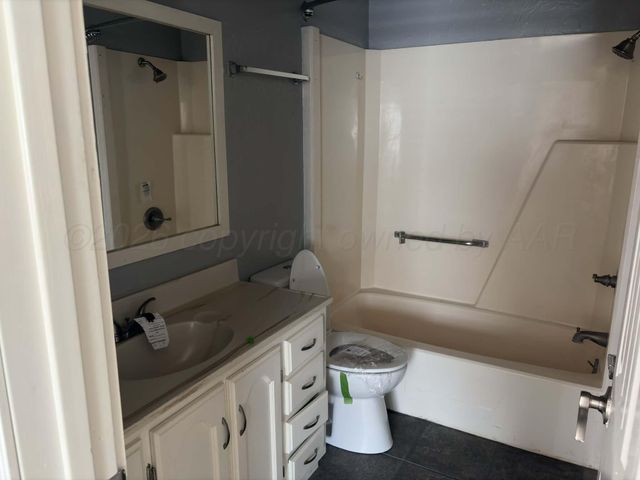 13 Glenbrook Drive, Borger, TX 79007