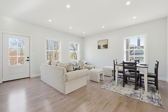 673 Pleasant Street, Leicester, MA 01524