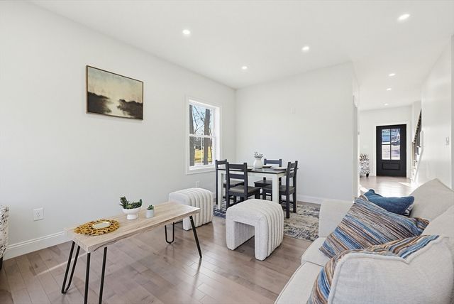 673 Pleasant Street, Leicester, MA 01524