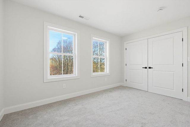 673 Pleasant Street, Leicester, MA 01524