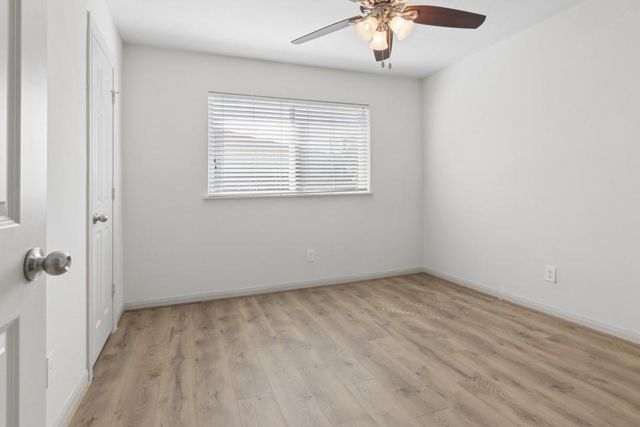 6022 Beaudry Drive, Houston, TX 77035