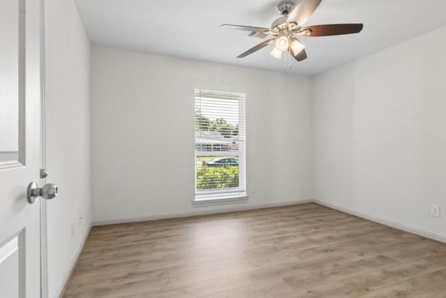 6022 Beaudry Drive, Houston, TX 77035