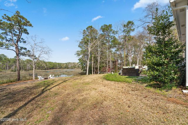 3879 Beaver Circle SW, Shallotte, NC 28470