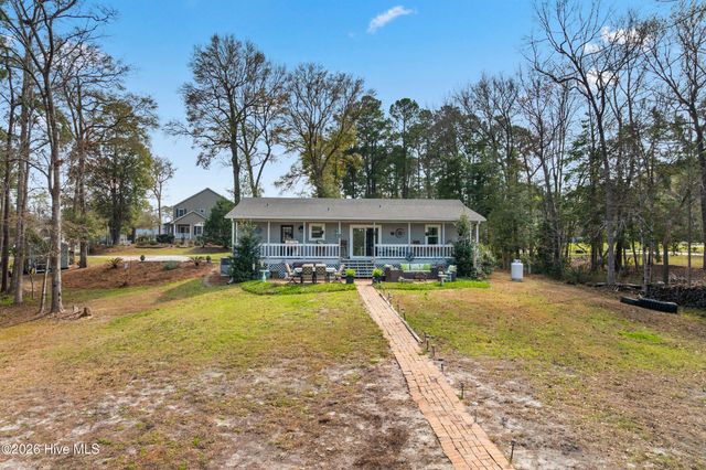 3879 Beaver Circle SW, Shallotte, NC 28470