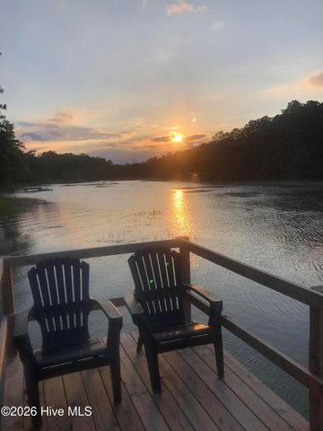 3879 Beaver Circle SW, Shallotte, NC 28470