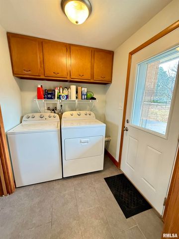 102 S SUNRISE Street, Roanoke, IL 61561