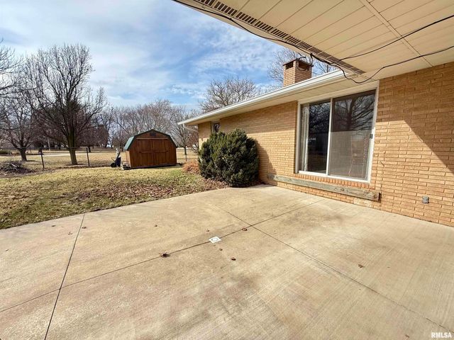 102 S SUNRISE Street, Roanoke, IL 61561