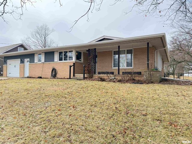 102 S SUNRISE Street, Roanoke, IL 61561