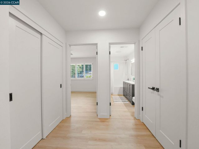 136 Arbolado Dr, Walnut Creek, CA 94598