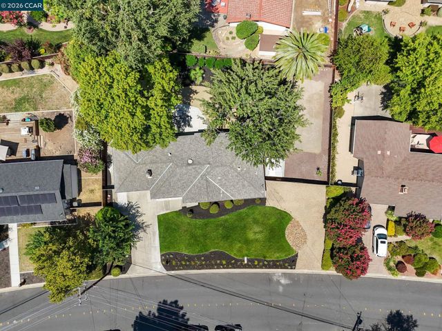 136 Arbolado Dr, Walnut Creek, CA 94598