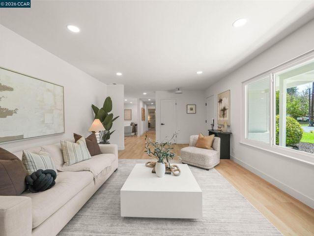 136 Arbolado Dr, Walnut Creek, CA 94598