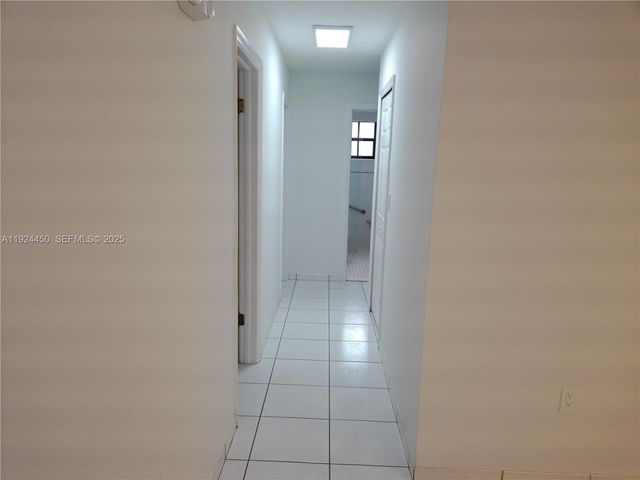 10812 SW 33rd St, Miami, FL 33165