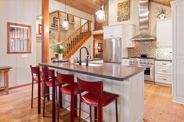 2418 Meadow Dr, Arnold, CA 95223