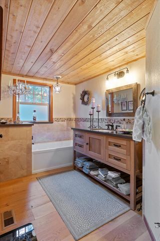 2418 Meadow Dr, Arnold, CA 95223