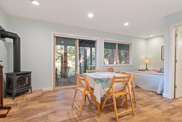 2418 Meadow Dr, Arnold, CA 95223