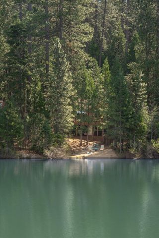 2418 Meadow Dr, Arnold, CA 95223