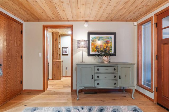 2418 Meadow Dr, Arnold, CA 95223