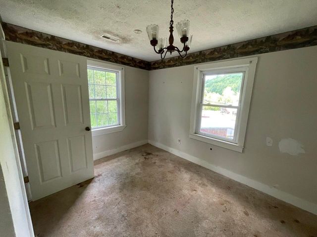 5069 KY 11, Cannon, KY 40923