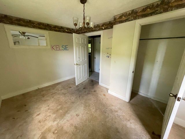 5069 KY 11, Cannon, KY 40923