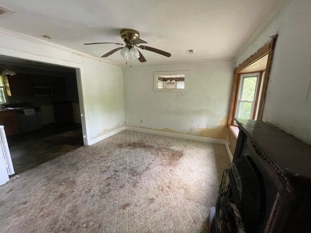 5069 KY 11, Cannon, KY 40923