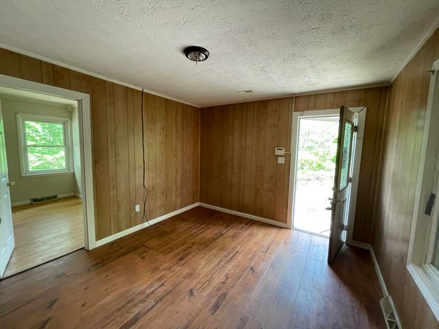 5069 KY 11, Cannon, KY 40923