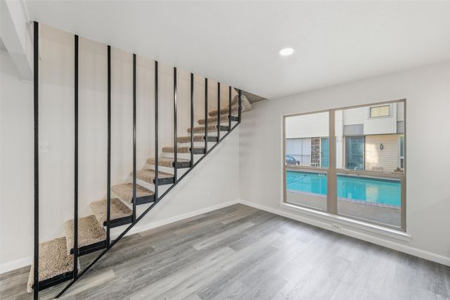 2702 Douglas Avenue 121, Dallas, TX 75219
