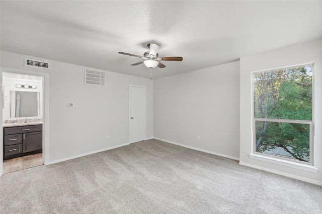 2702 Douglas Avenue 121, Dallas, TX 75219