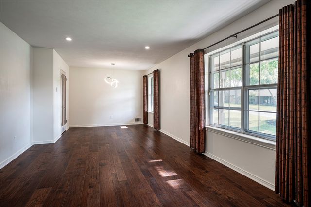 9334 Hunters Creek Drive, Dallas, TX 75243