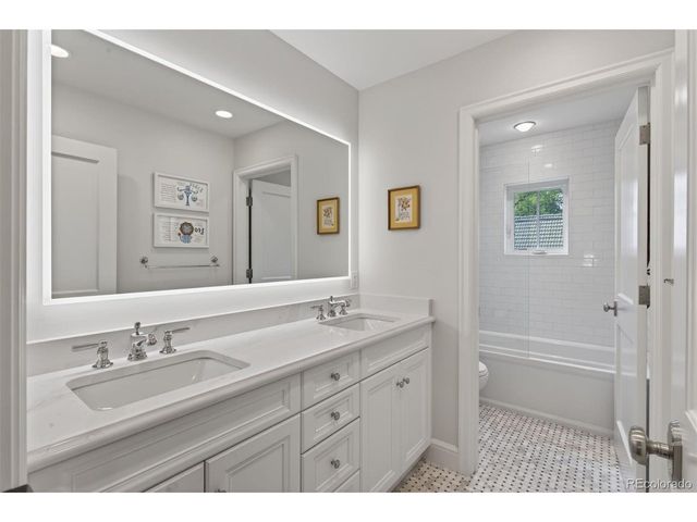 395 Albion St, Denver, CO 80220
