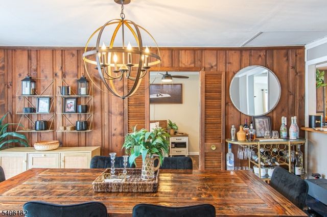 3 Bear Pond Trl, Hopatcong Boro, NJ 07821