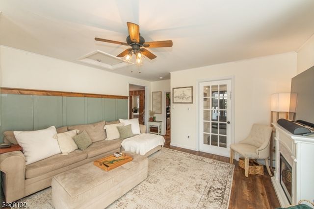 3 Bear Pond Trl, Hopatcong Boro, NJ 07821