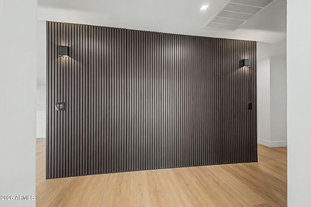 1835 E MANHATTON Drive, Tempe, AZ 85282