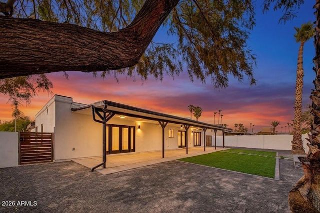 1835 E MANHATTON Drive, Tempe, AZ 85282
