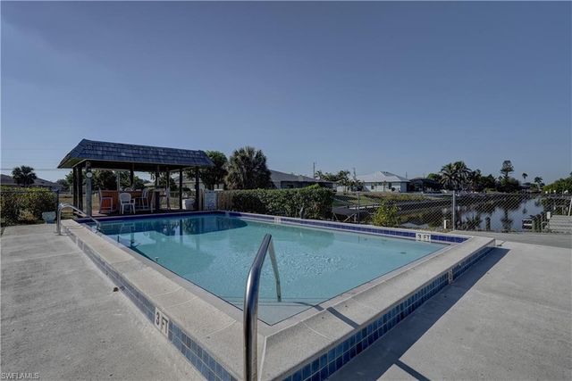 804 Mohawk PKWY 105, Cape Coral, FL 33914