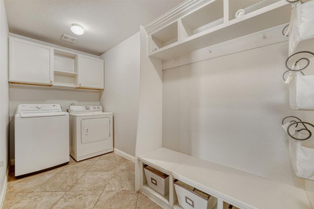 2431 Santa Barbara LOOP, Round Rock, TX 78665