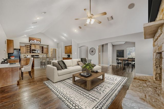 2431 Santa Barbara LOOP, Round Rock, TX 78665