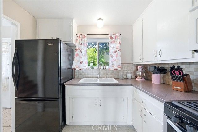 606 E Matchwood Place, Azusa, CA 91702