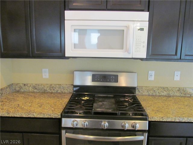 3711 GILMORE CREEK Street, Las Vegas, NV 89129