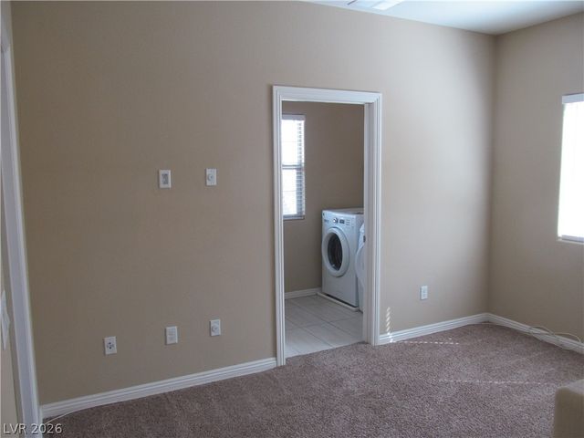 3711 GILMORE CREEK Street, Las Vegas, NV 89129