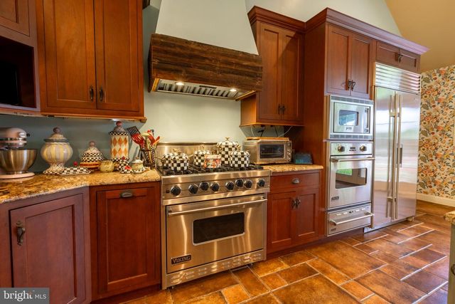 622 CENTRAL AVE, Linwood, NJ 08221