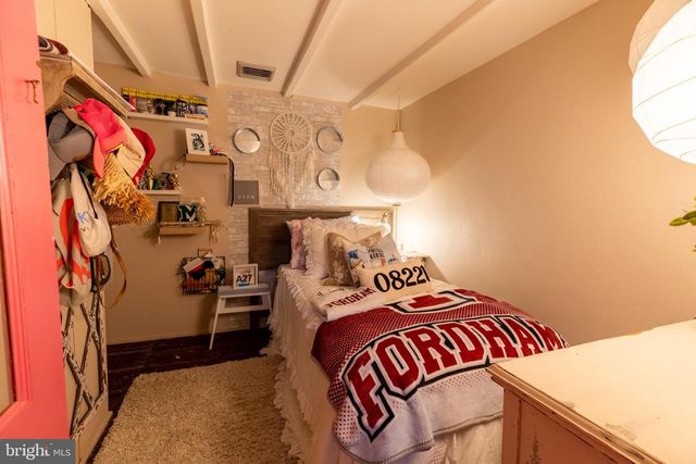 622 CENTRAL AVE, Linwood, NJ 08221