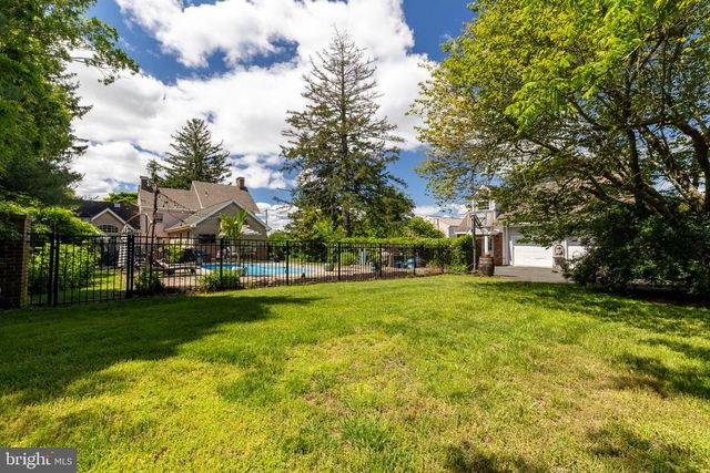 622 CENTRAL AVE, Linwood, NJ 08221