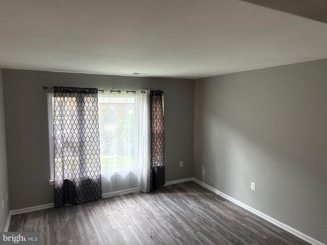 7737 MERRICK LN, Landover, MD 20785