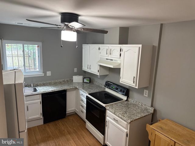 7737 MERRICK LN, Landover, MD 20785